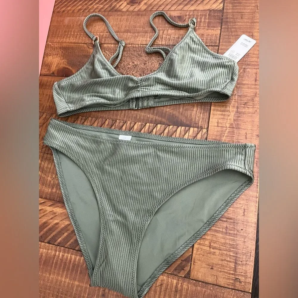 NWT Aerie FULL SET Beach Babe Shine Rib Voop + Full Coverage Bottom in Olive 🫒